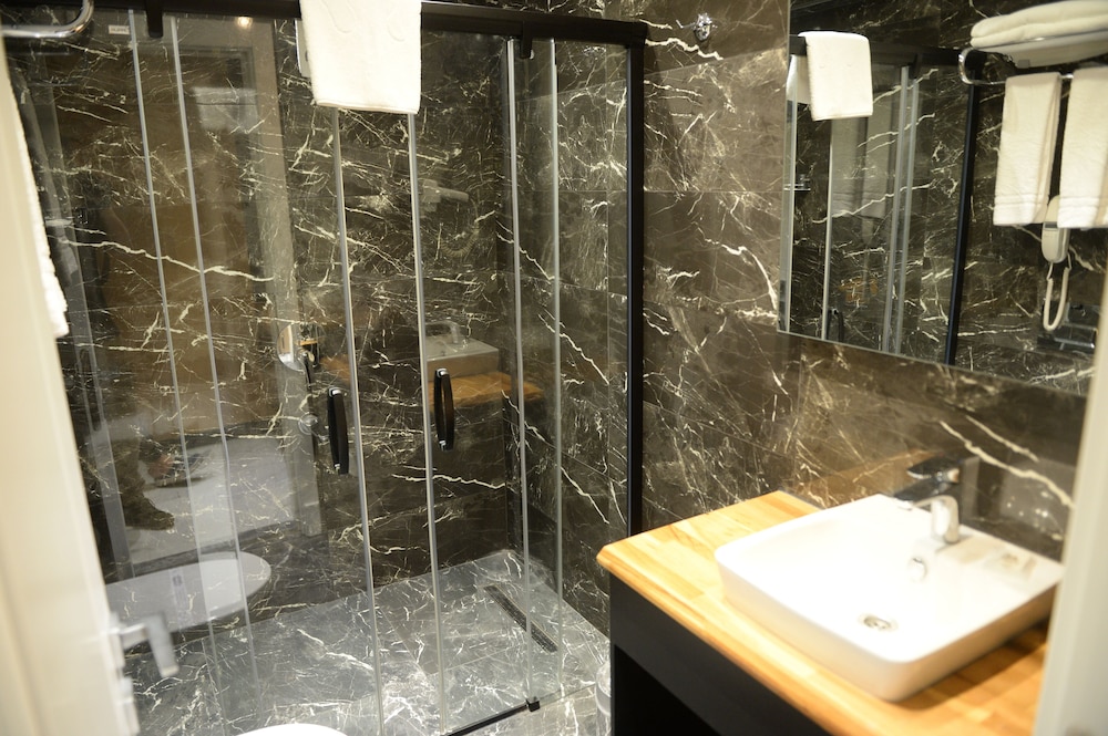SAPANCA ALFA SUITES & SPA 19/67