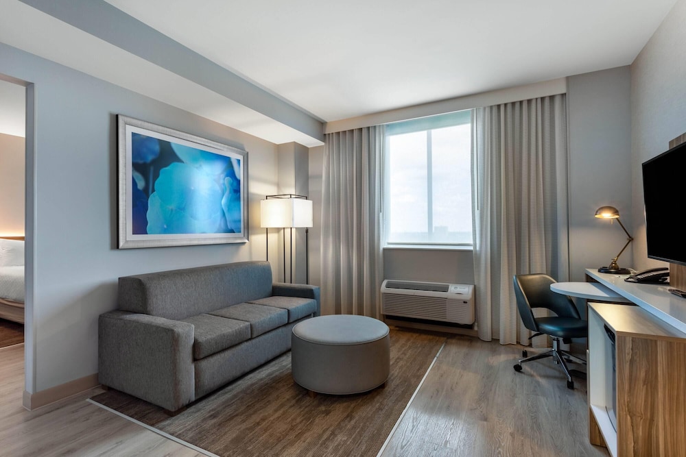 Wyndham Garden Miami International Airport 24/50