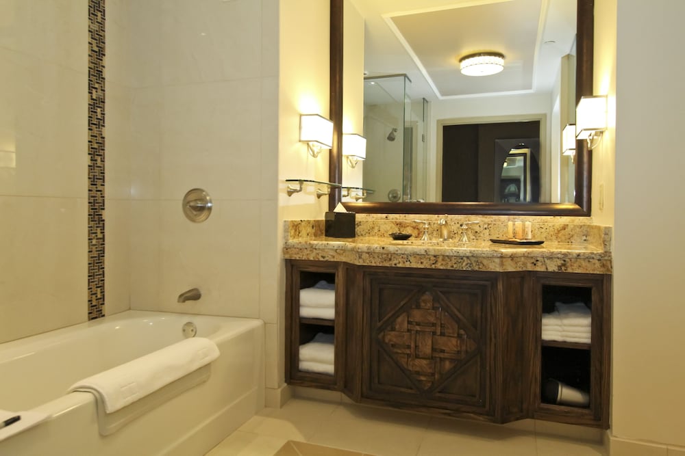 L'auberge Casino Resort Lake Charles 8/61