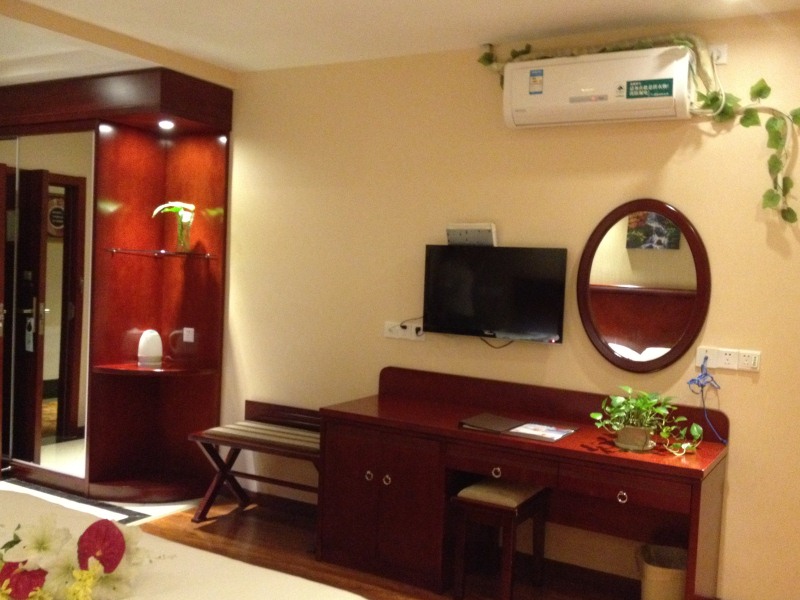GreenTree Inn Anhui Chuzhou Wandong International Car City Express Hotel 10/44