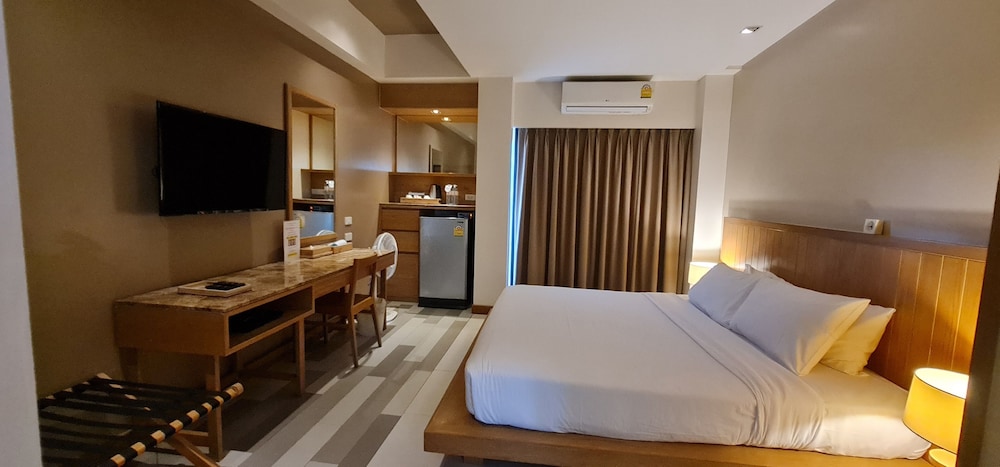 W14 Pattaya 21/58