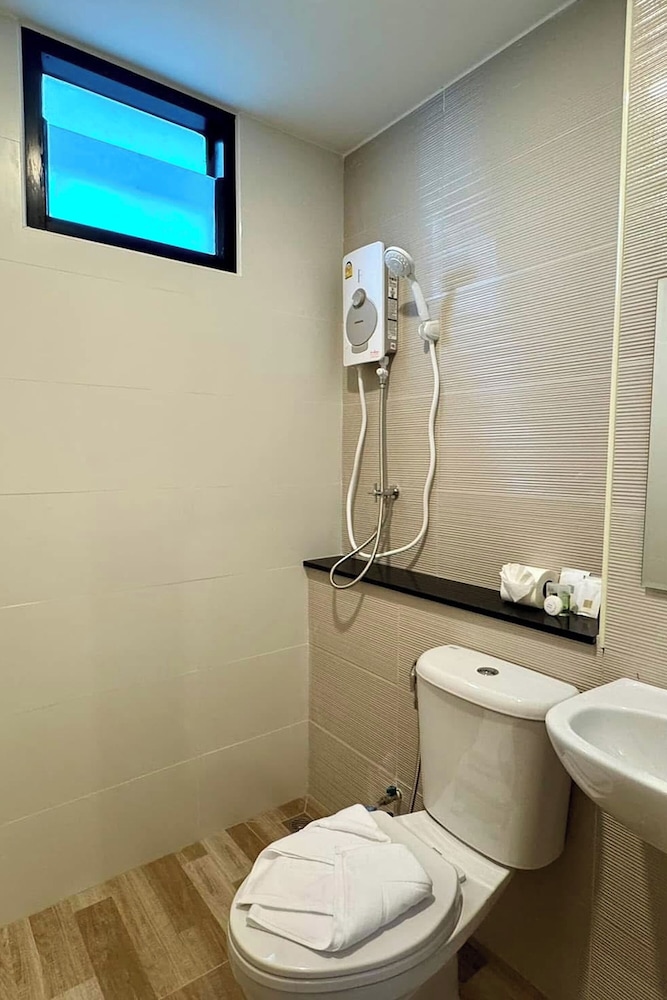 Tanwa Hotel 49/50