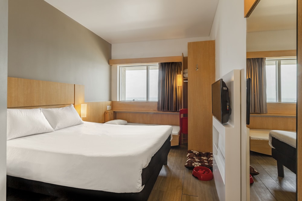 IBIS CARTAGENA MARBELLA 17/64
