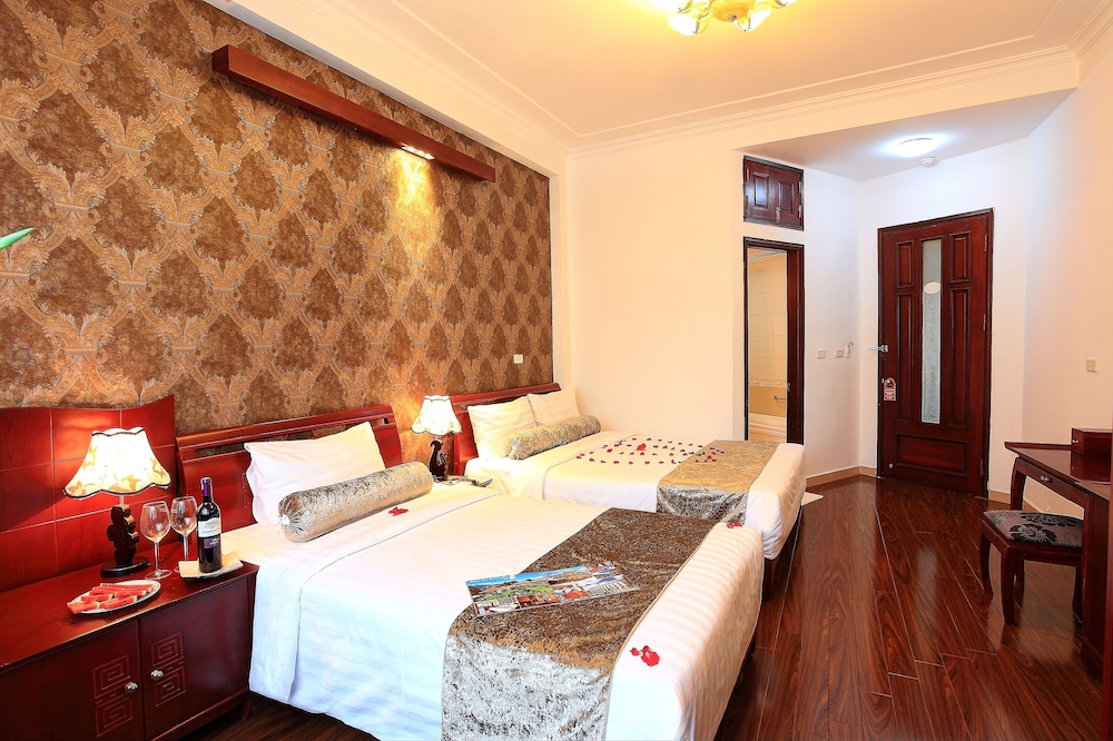 Luxury Hotel 9/58