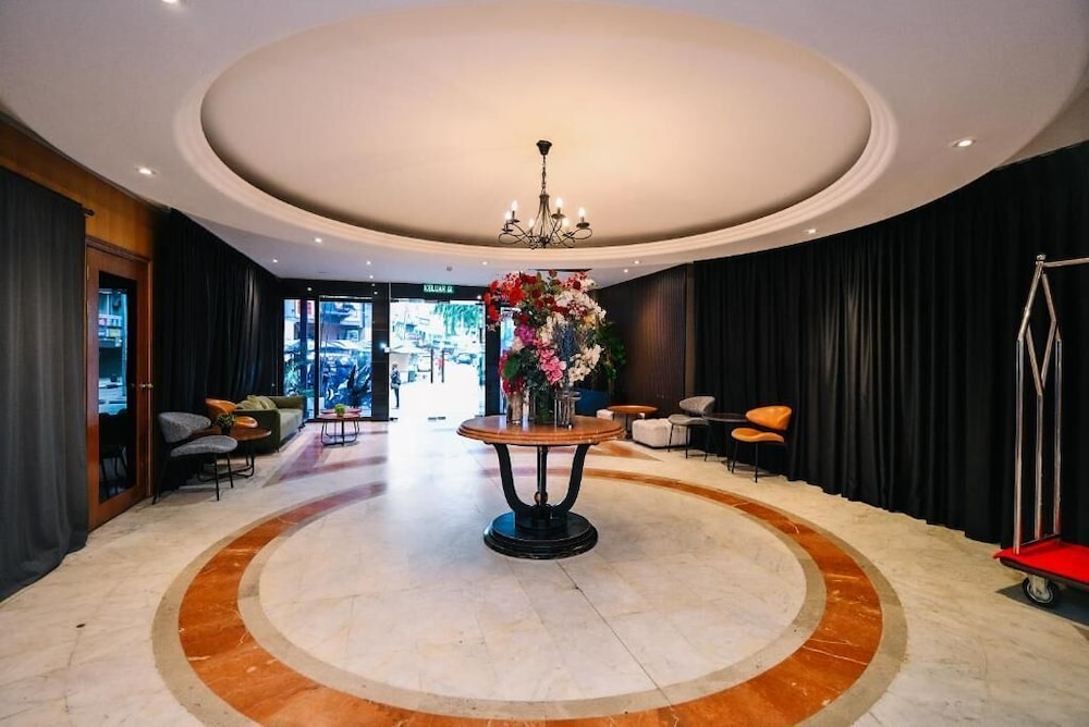 Kingston Hotel 6 at Changkat Bukit Bintang 46/61