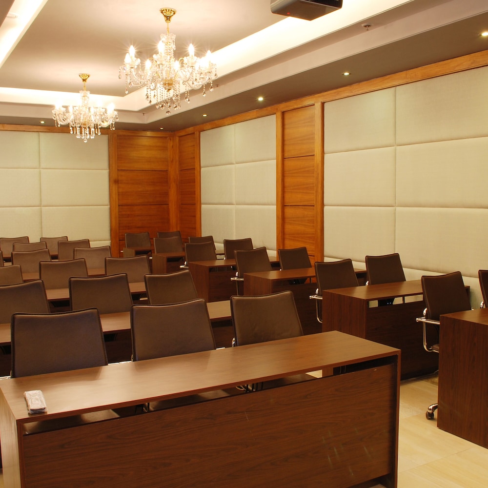 HOTEL AFRICA AVENUE G K 1 33/36