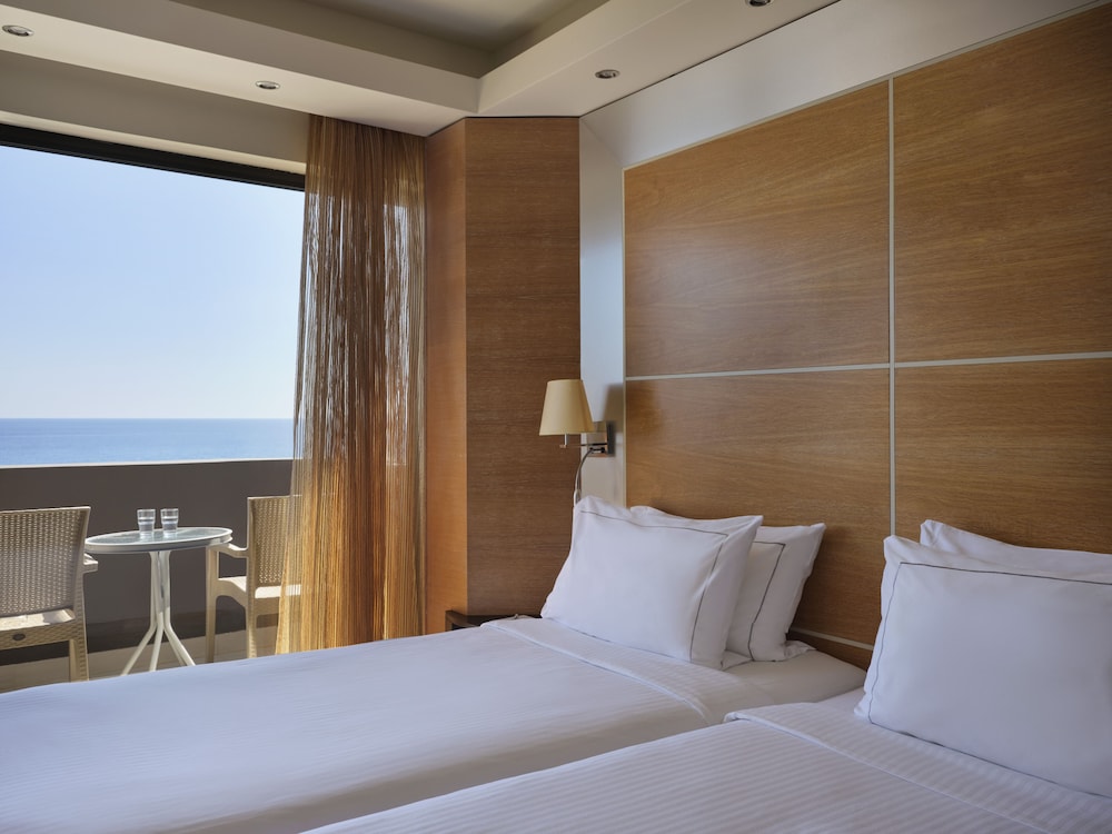 Esperos Mare Resort & Spa 28/91