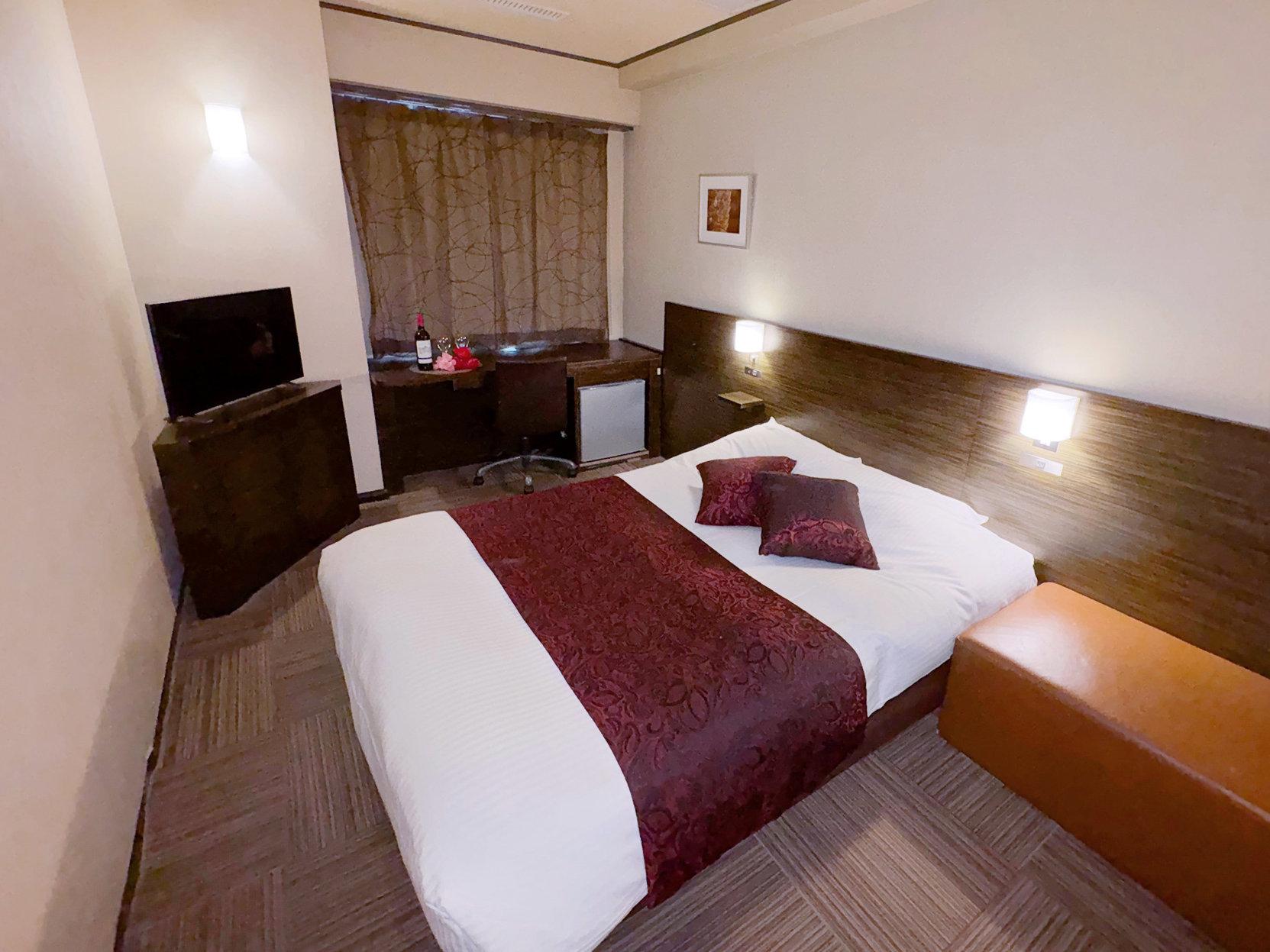 Premium, Double Bed, Bathtub