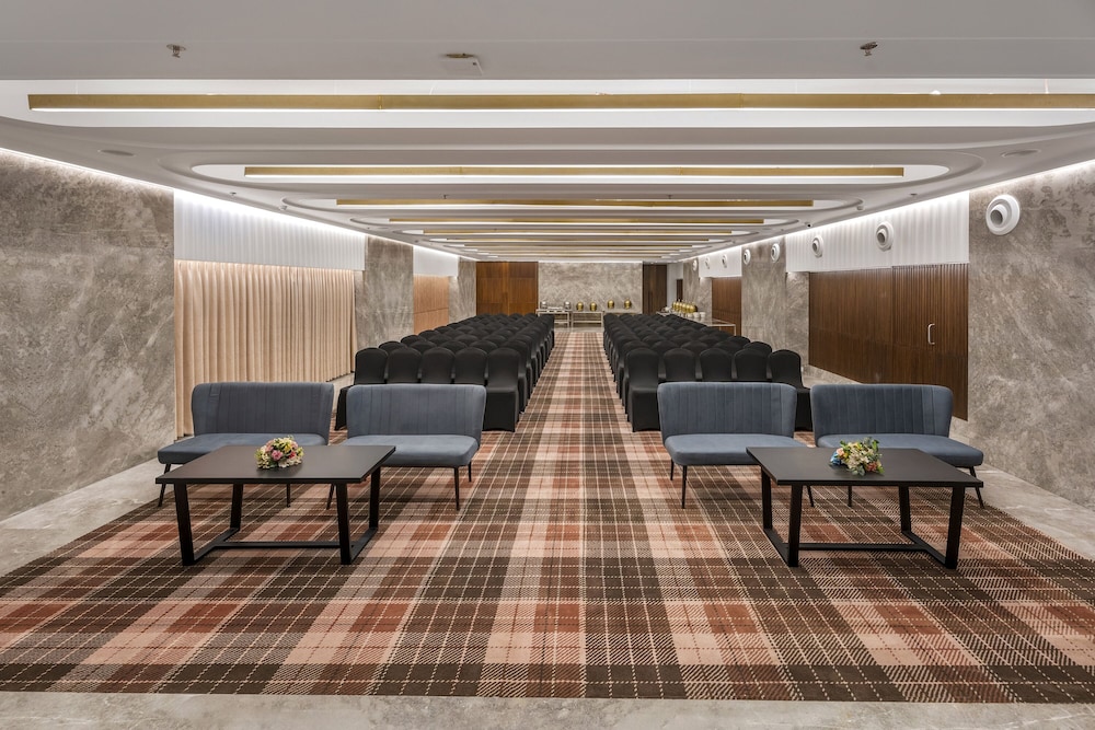 Ramada Encore by Wyndham Ambala GT Road 40/63