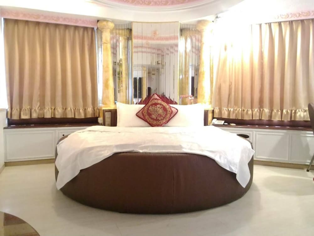 Aloha Hotel Keelung 32/54