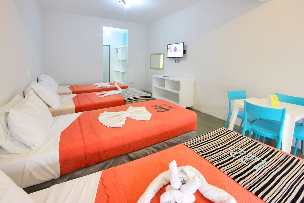 Cris Hotel 29/69