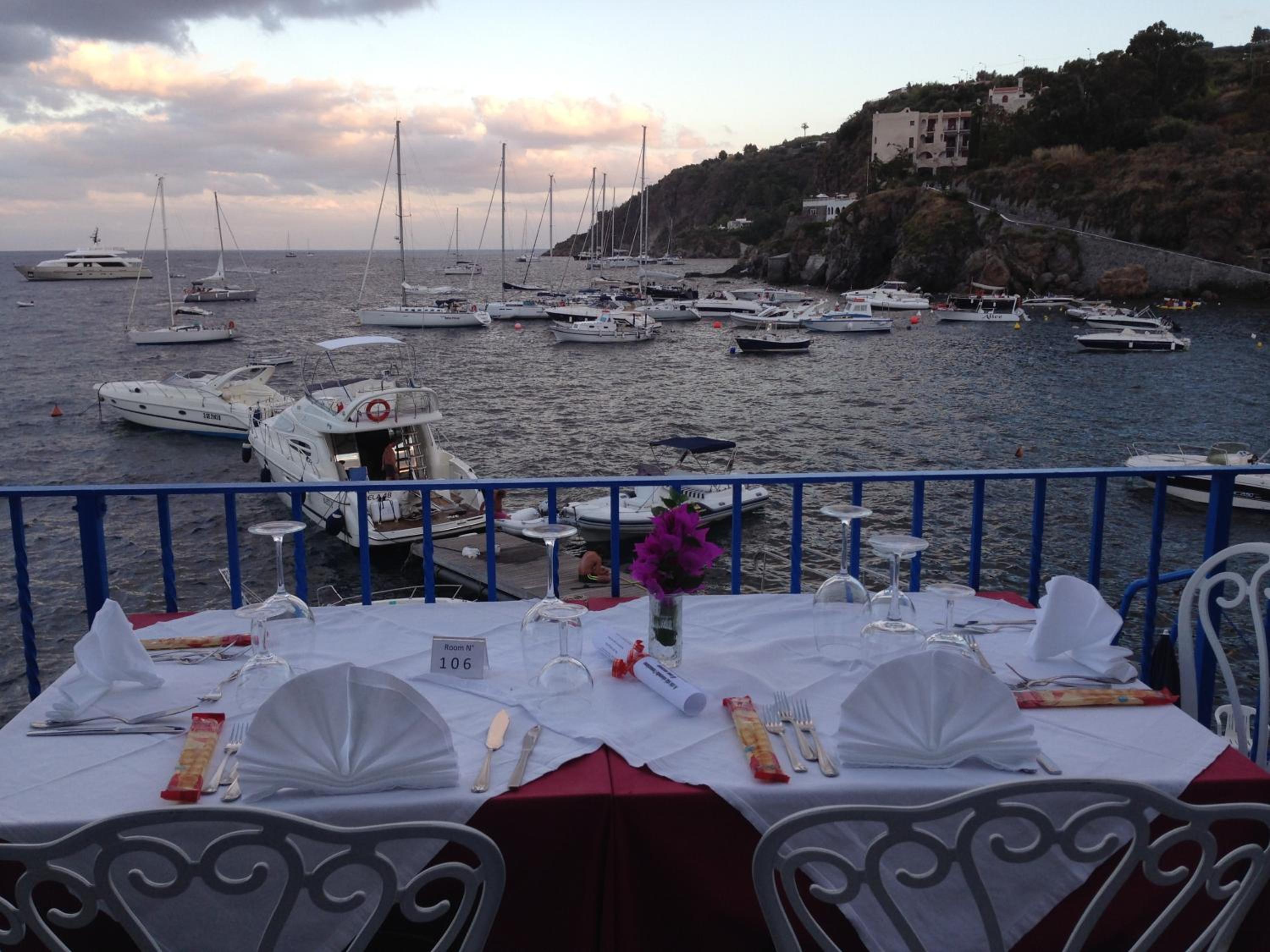 Hotel Rocce Azzurre 36/53