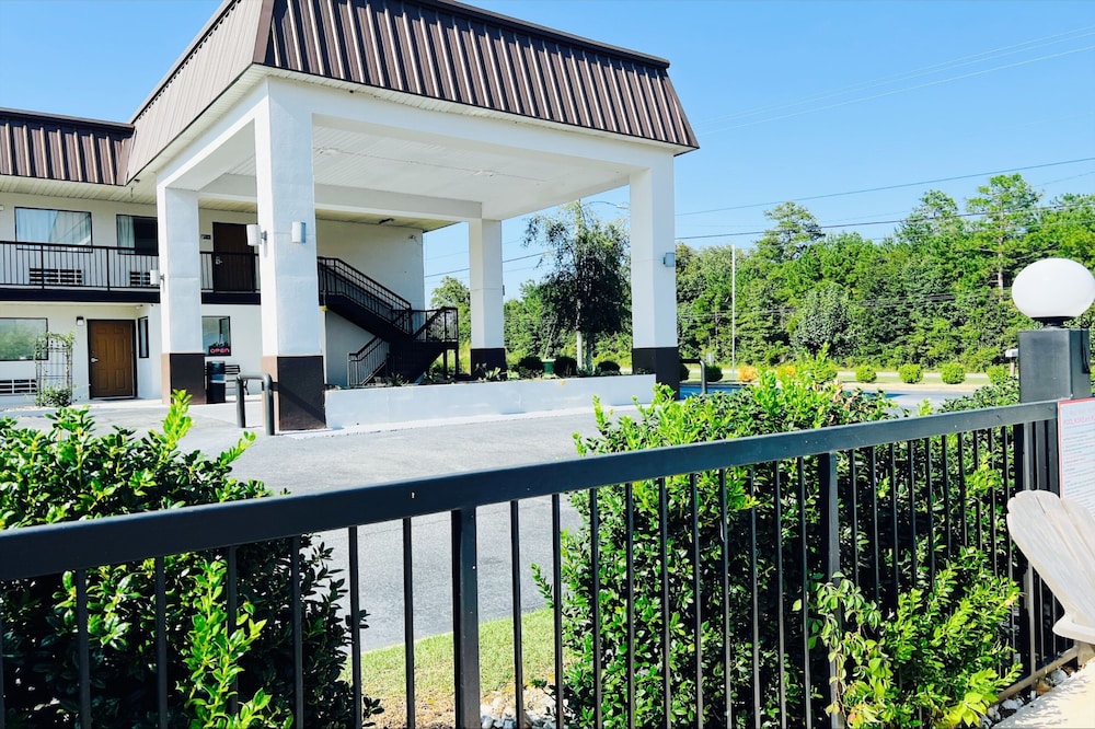 Western Motel, Thomasville 7/56