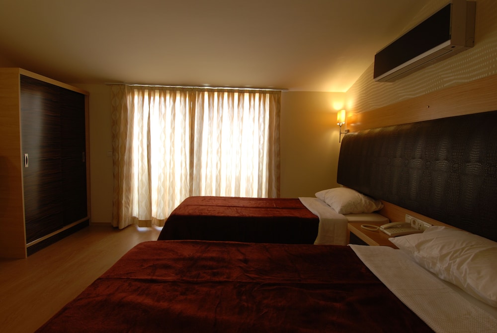 Mersoy Bellavista Hotel 25/50