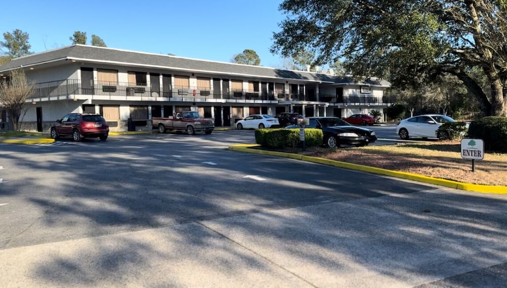 Capital O Hotel Richmond Hill/Savannah area I-95 39/48
