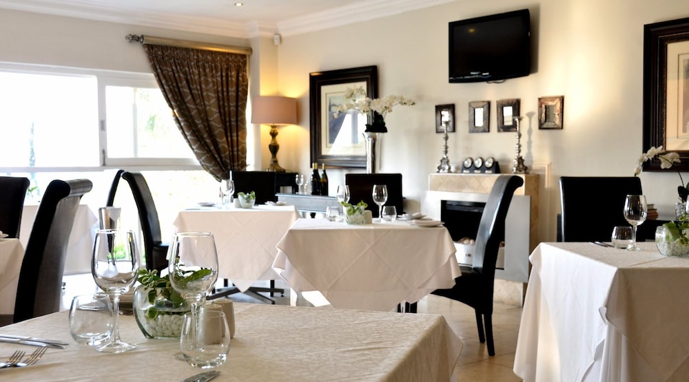 131 on Herbert Baker Boutique Hotel 43/50