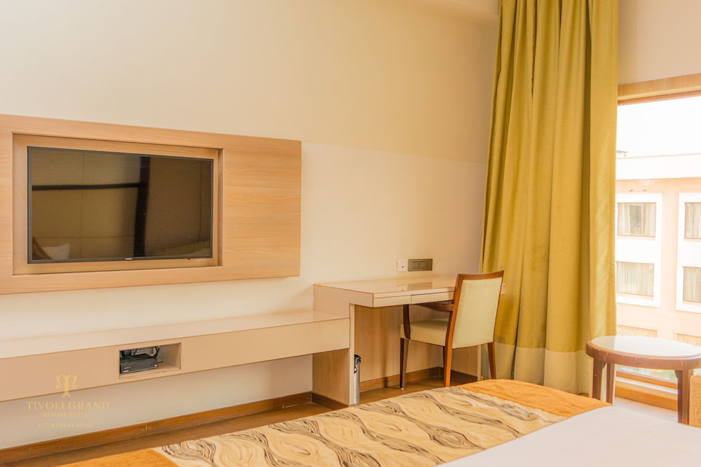 Tivoli Garden Resort 10/22