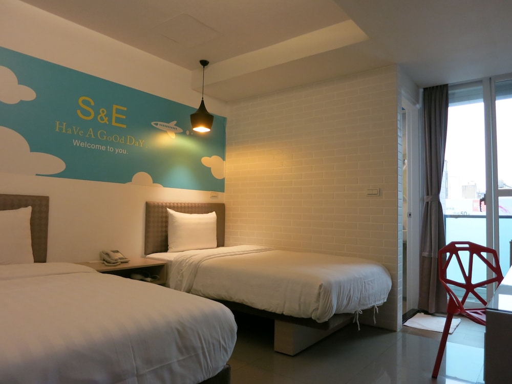 S&amp;E Hotel 29/61