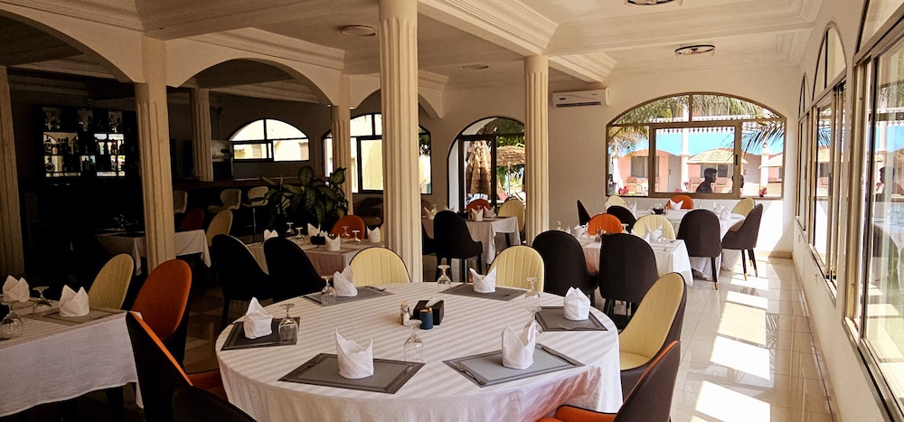 Cape Point Hotel 55/76
