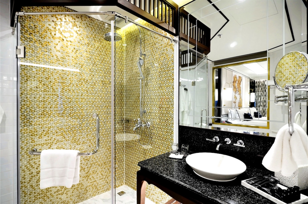 Movenpick Myth Hotel Patong 65/65