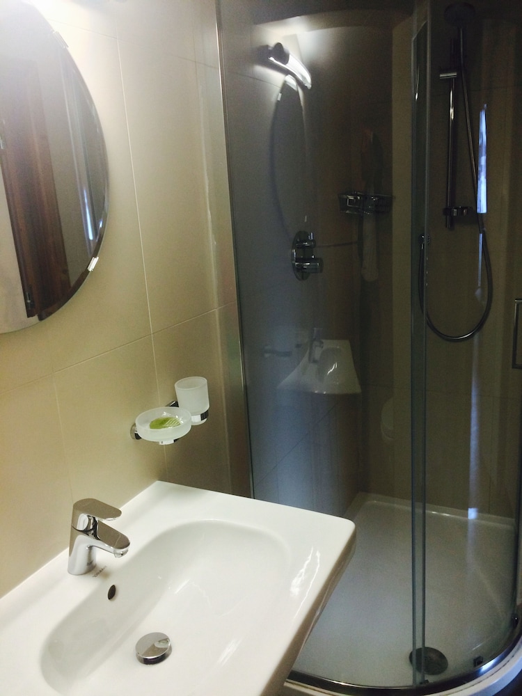 Chamois D'or Hotel & Spa 48/48