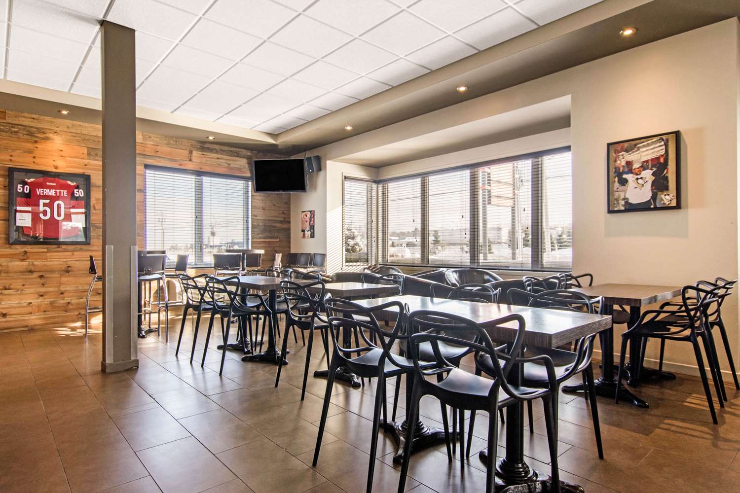 Econo Lodge Inn & Suites Saint-Apollinaire 45/52