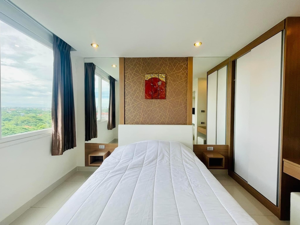 Amazon Residence By Pattaya Sunny Rentals 8/50