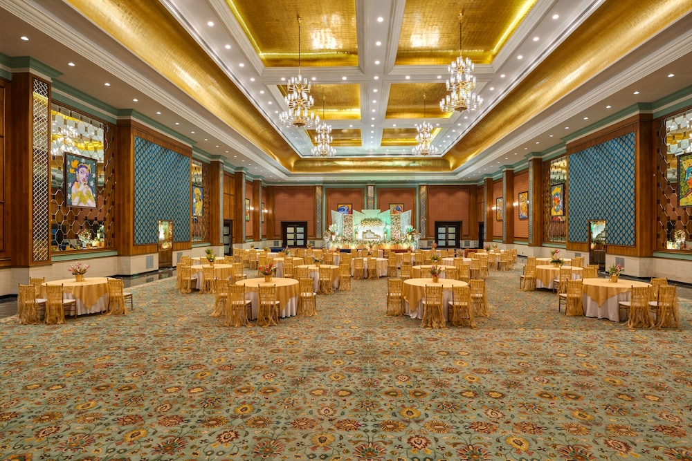MAYFAIR Tea Resort 31/50