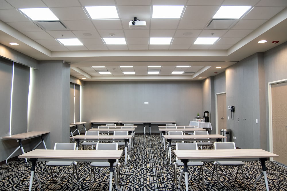 Hilton Garden Inn Leon Poliforum Ex Lq Hotel By La Quinta Leon Poliforum 55/56
