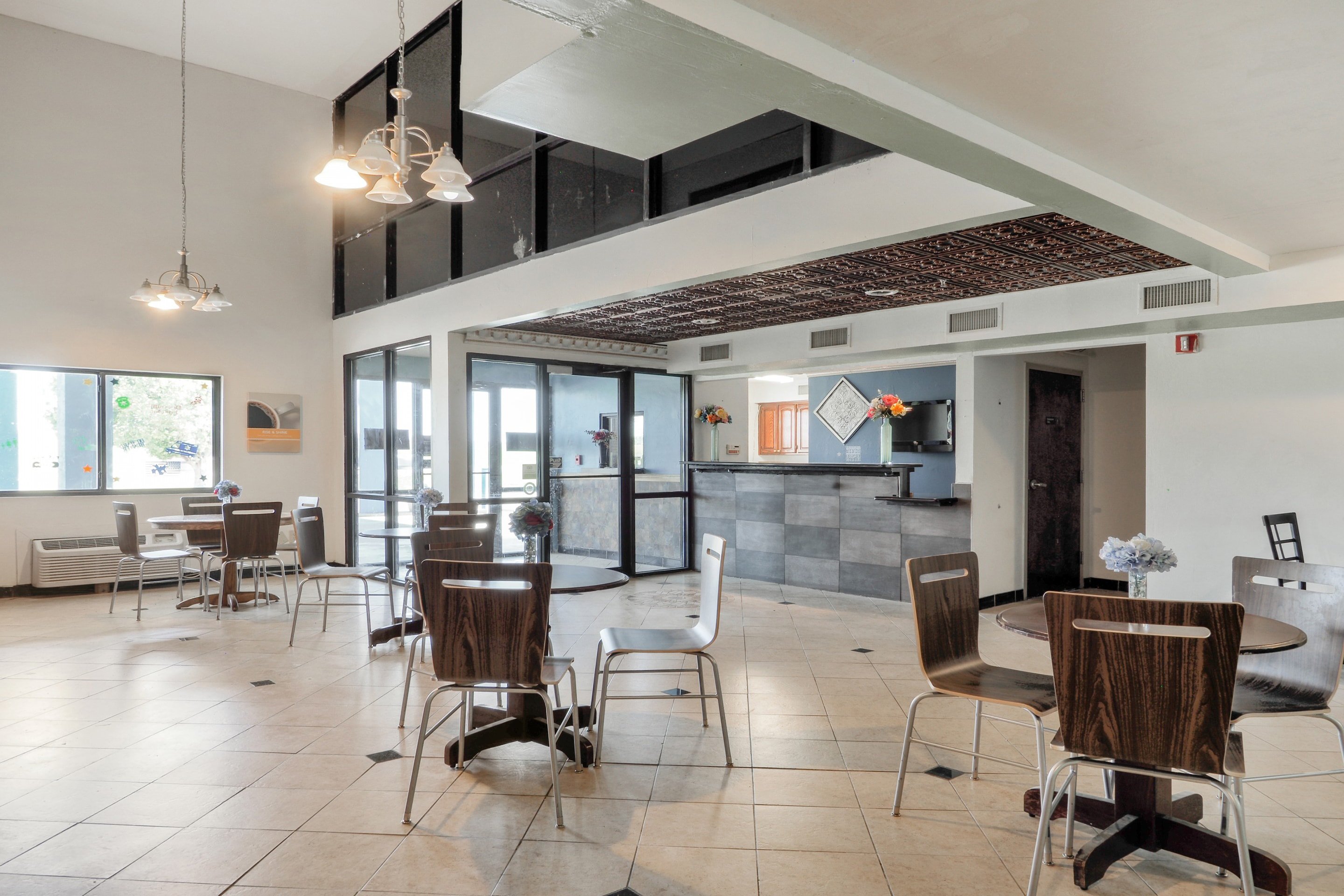 Lonestar Inn Suites, Erick OK Hwy 40 9/16