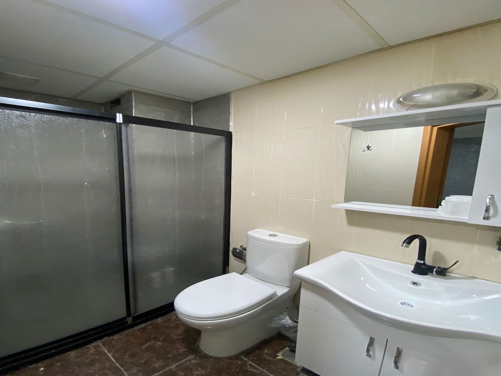 Airport Best Hotel 24/27
