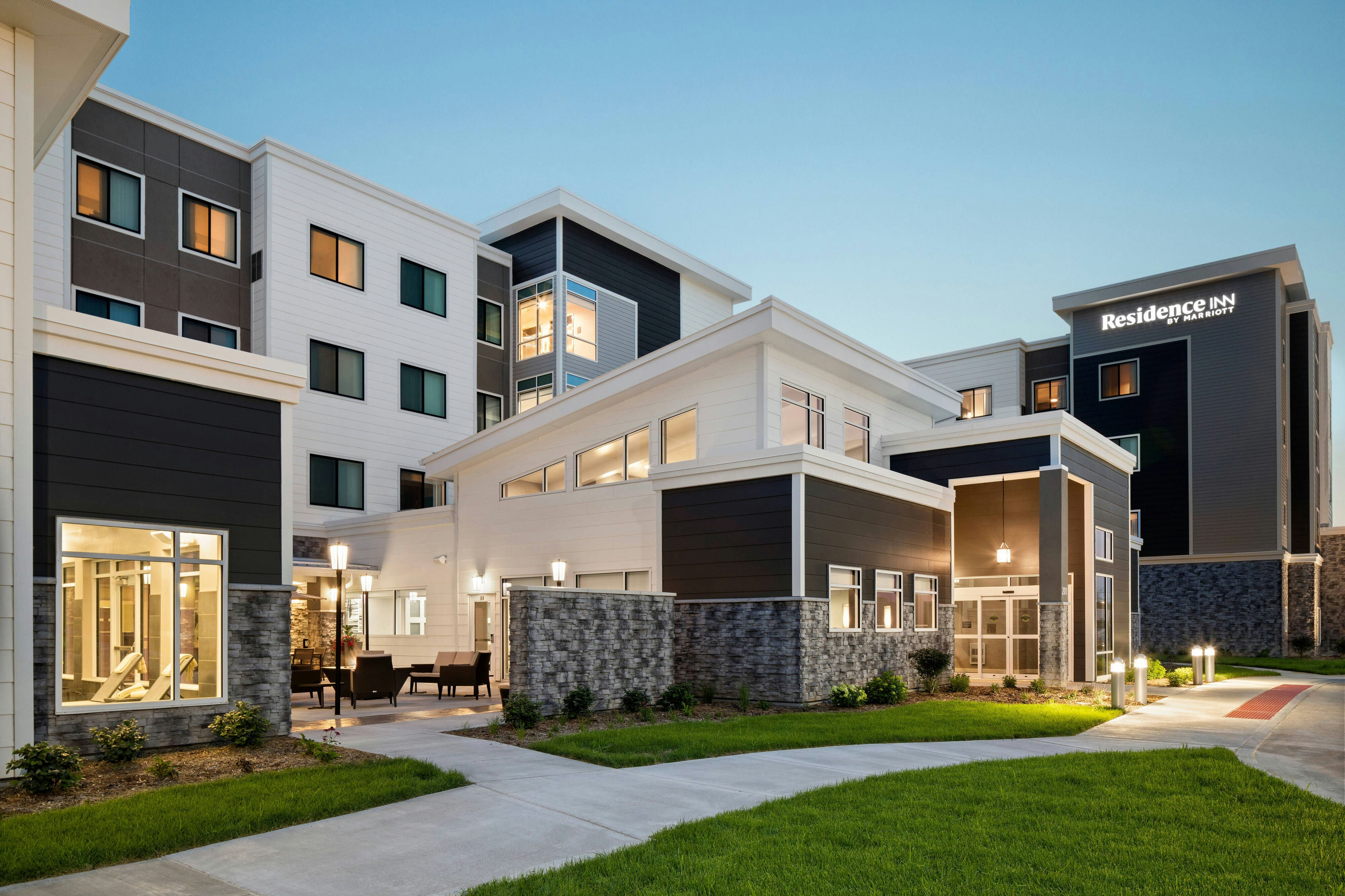 Residence Inn by Marriott East Peoria 35/36
