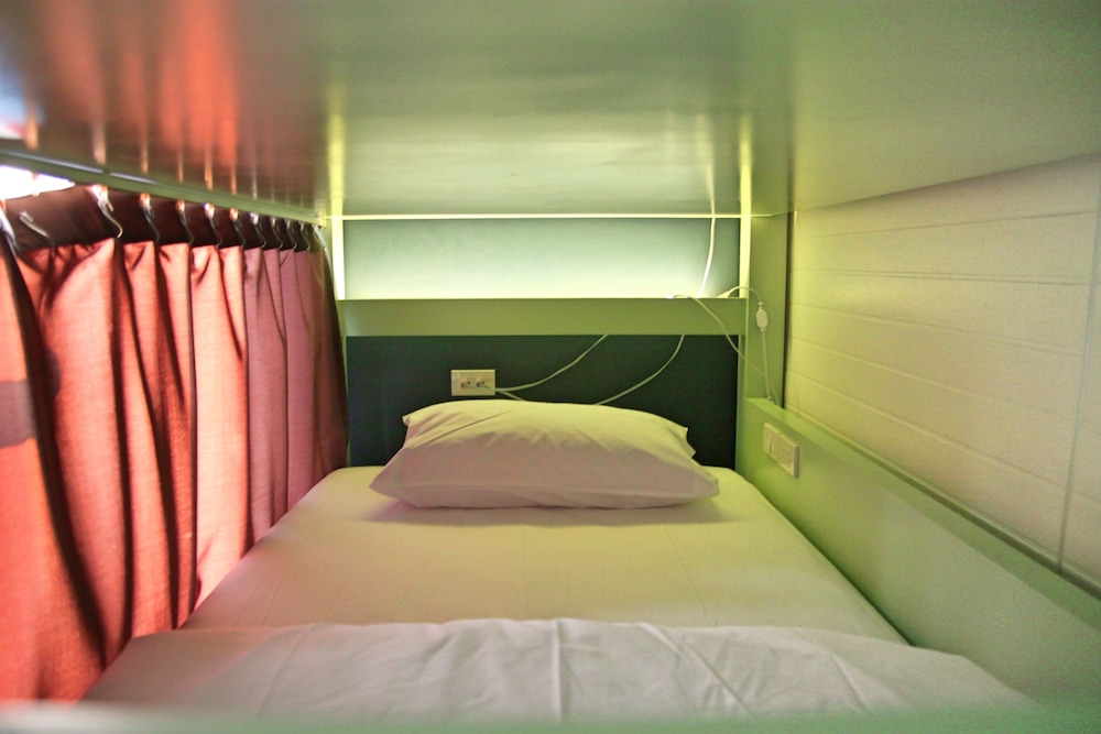 Yoo Yen Pen Sook Hostel 14/64