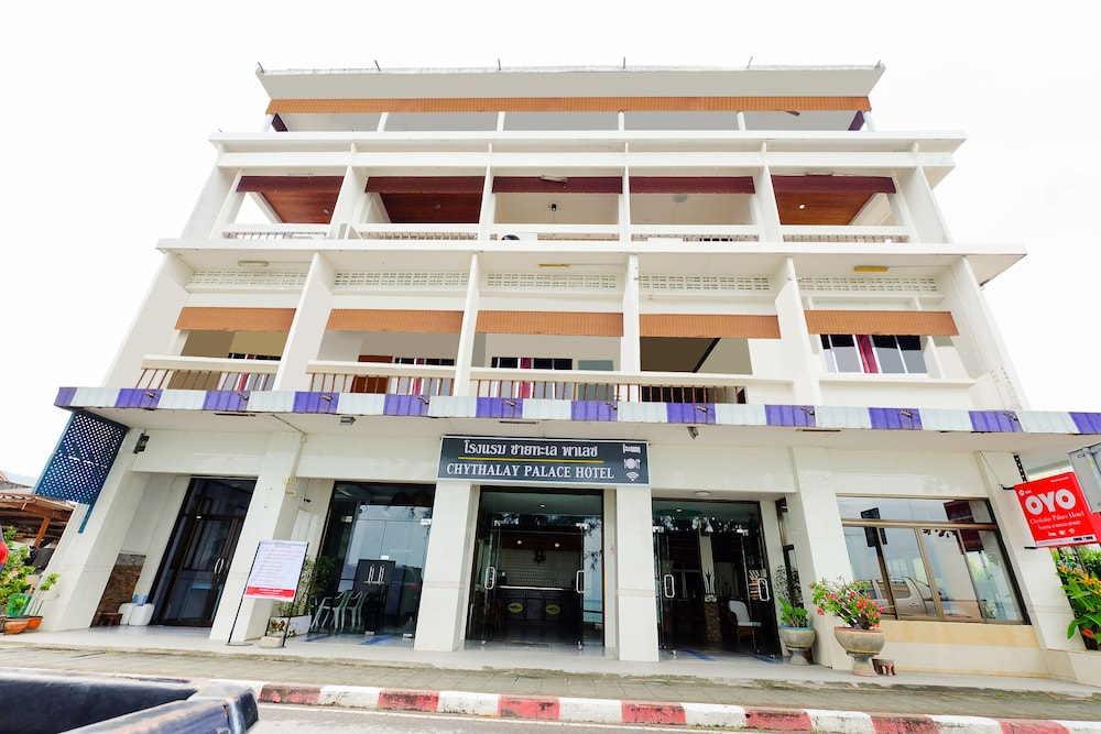 Seaside Palace Hotel 1/28