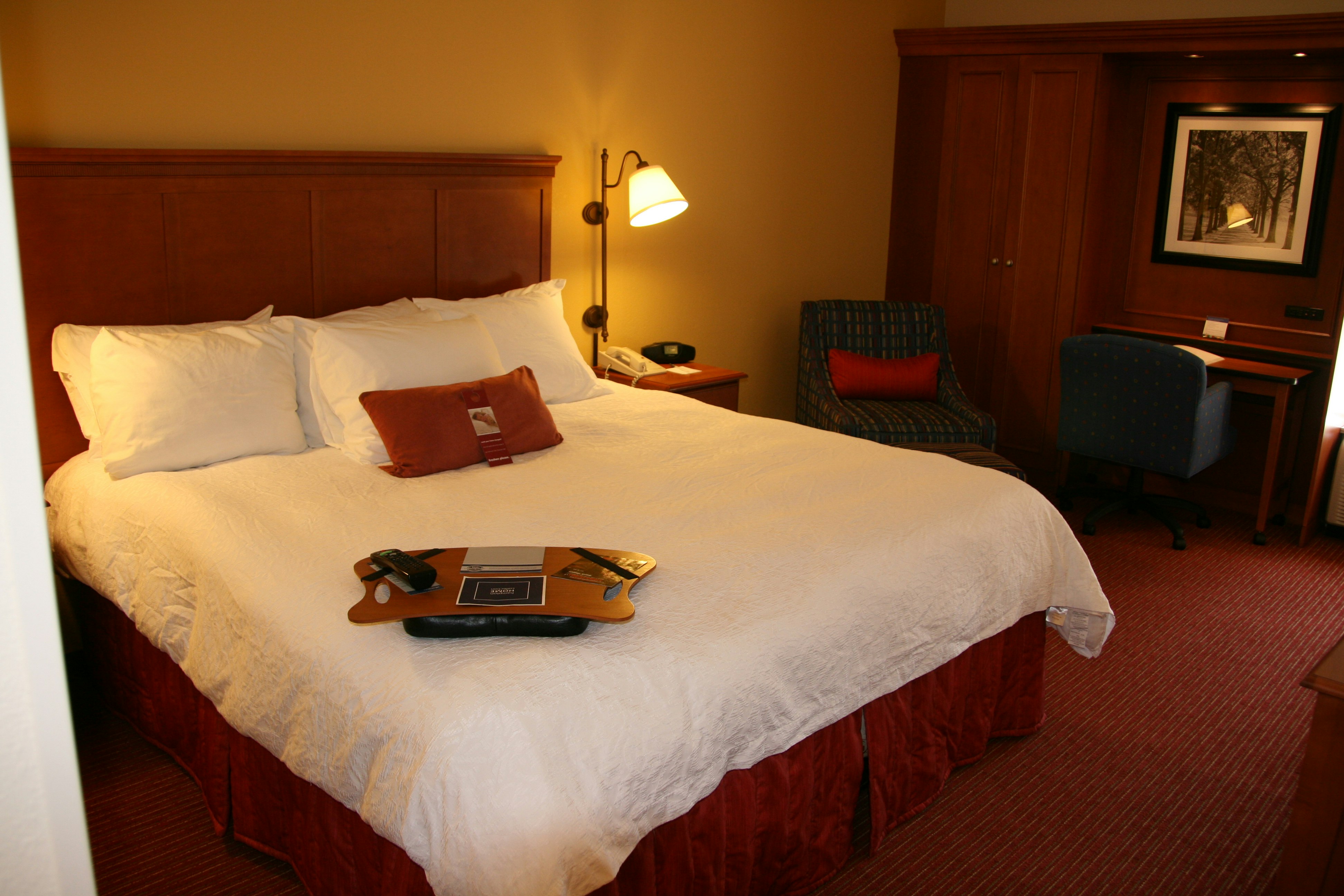 Hampton Inn Louisville-Airport 8/56