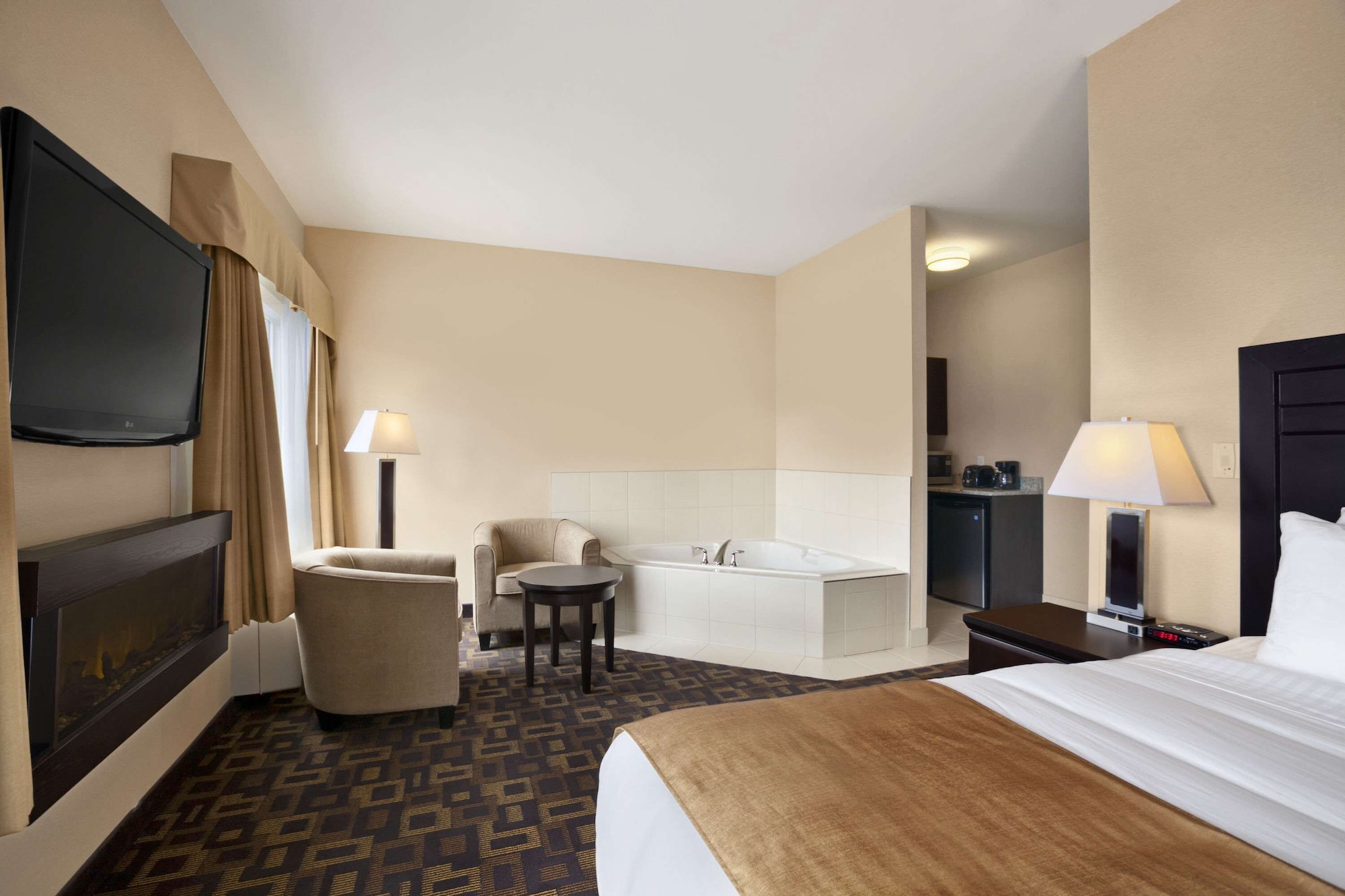 Studio, Suite, King Bed