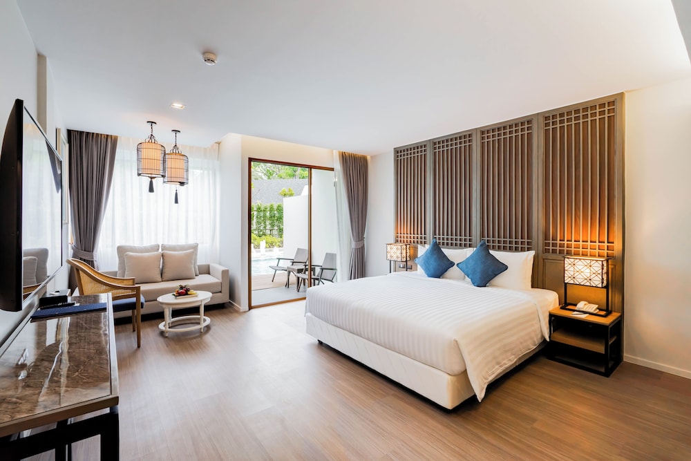 Bella Nara Phuket Naiyang Beach 14/50