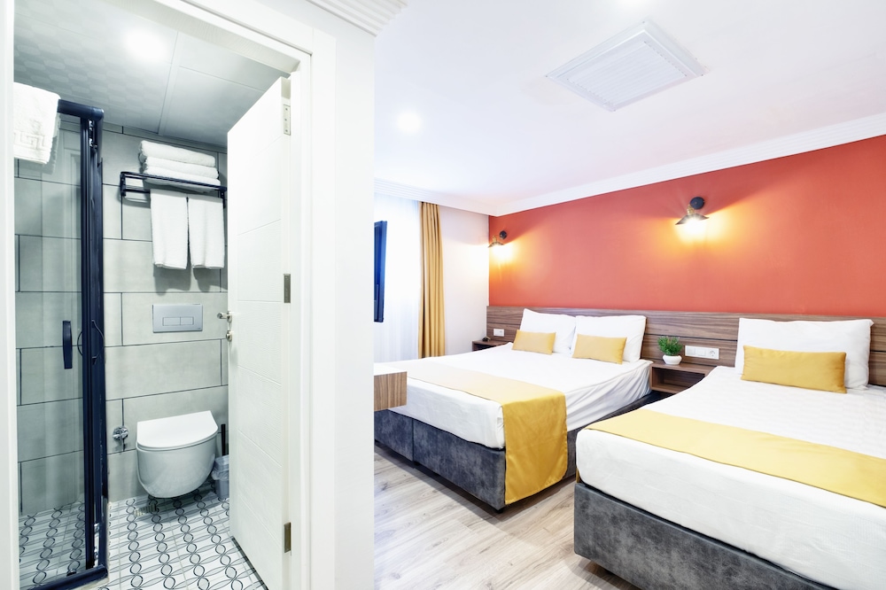Terra Rossa Suites 18/44