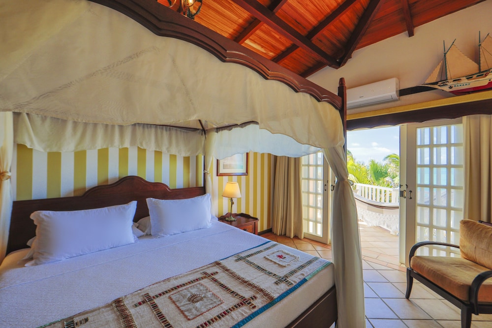 Manary Praia Hotel 24/66