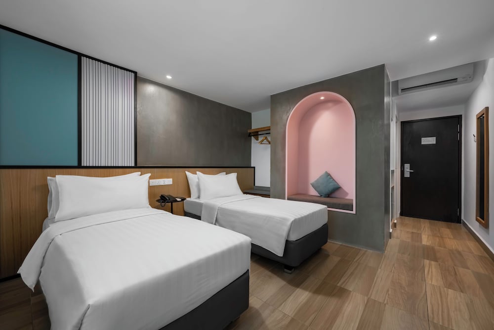 SUPERIOR, TWIN BEDS