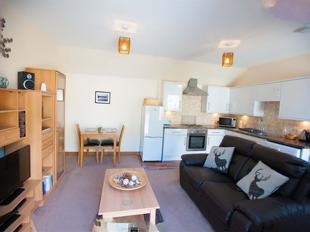 Glenernan Self Catering Cottages 8/15