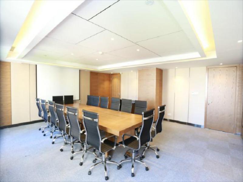 Metropolo Jinjiang Hotels (Haikou Wuzhishan Road, Riyue Duty-free Plaza) 45/52
