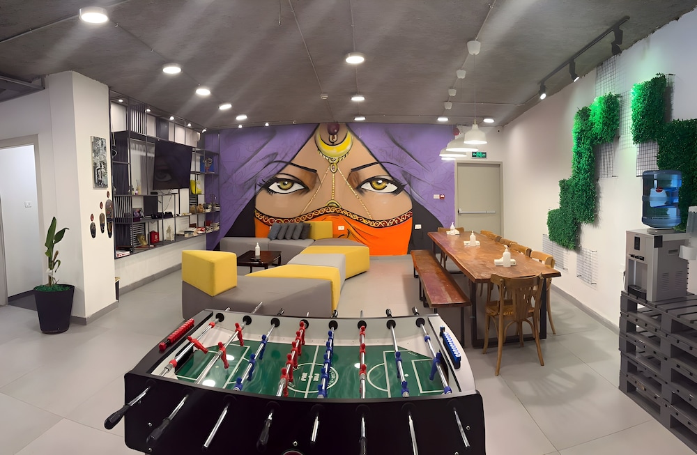 Nomads Hostel 28/34