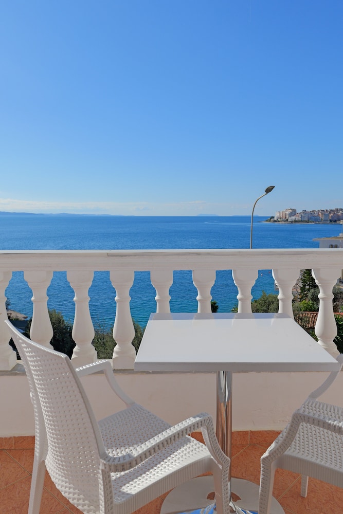 Hotel Iliria Sarande 65/67
