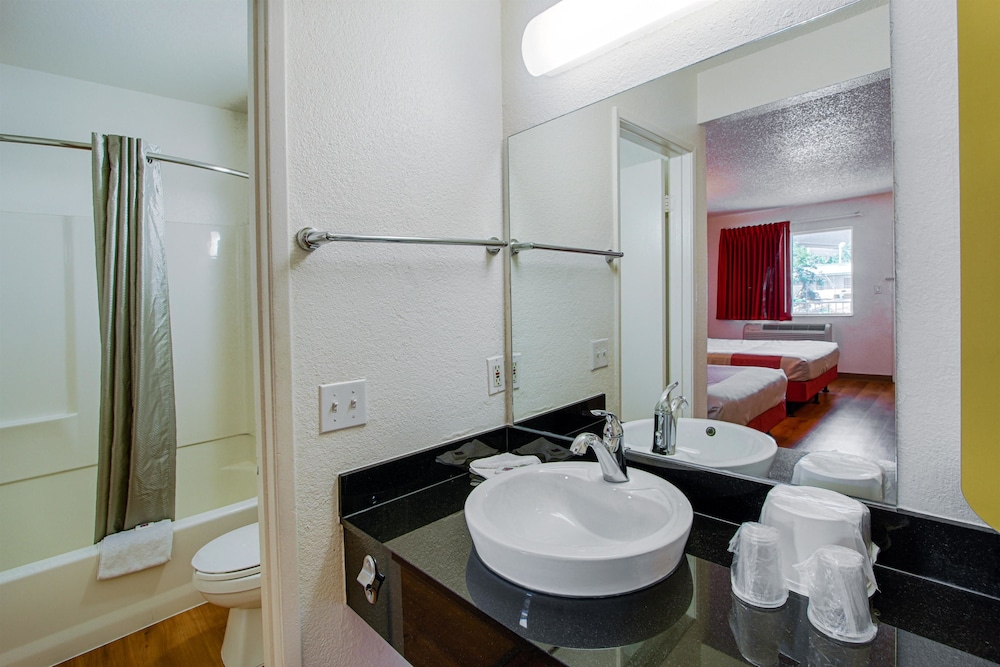 Motel6 La Mesa, CA - San Diego 22/58