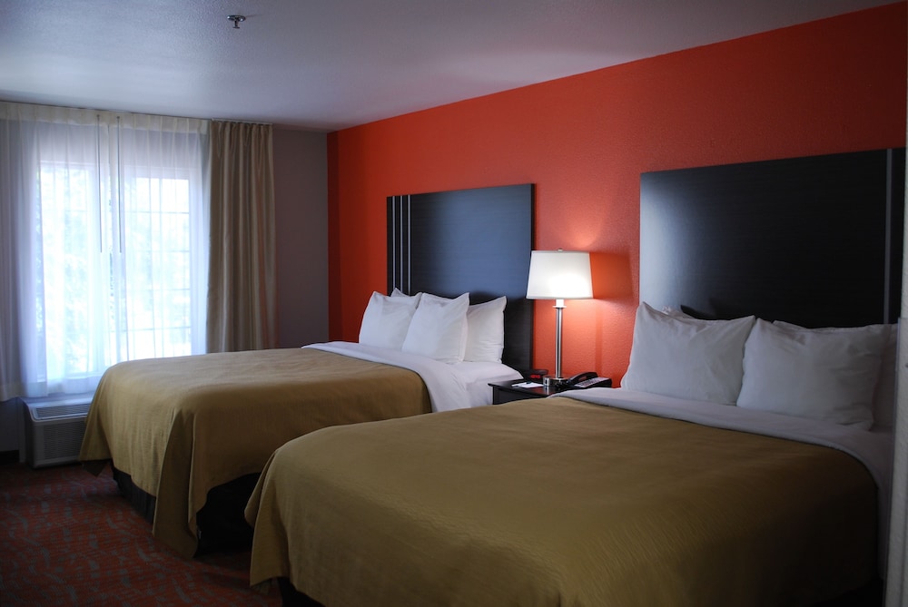 ROOM, 2 QUEEN BEDS, ACCESSIBLE