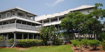 Pirates Cove Resort and Marina 7/36