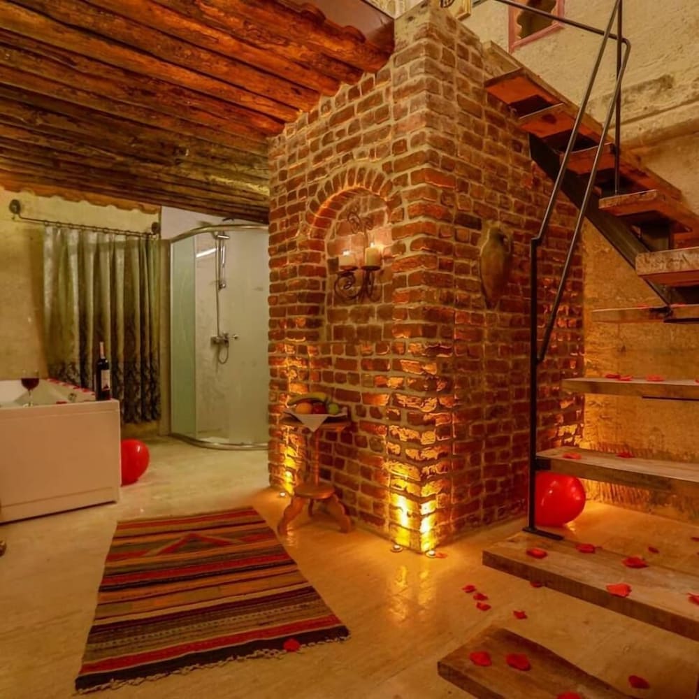 Casia Cave Suites 23/50