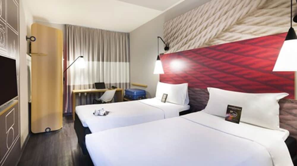 Ibis Navegantes Itajai 17/65