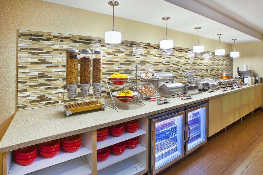Towneplace Suites By Marriott Brookfield 35/42